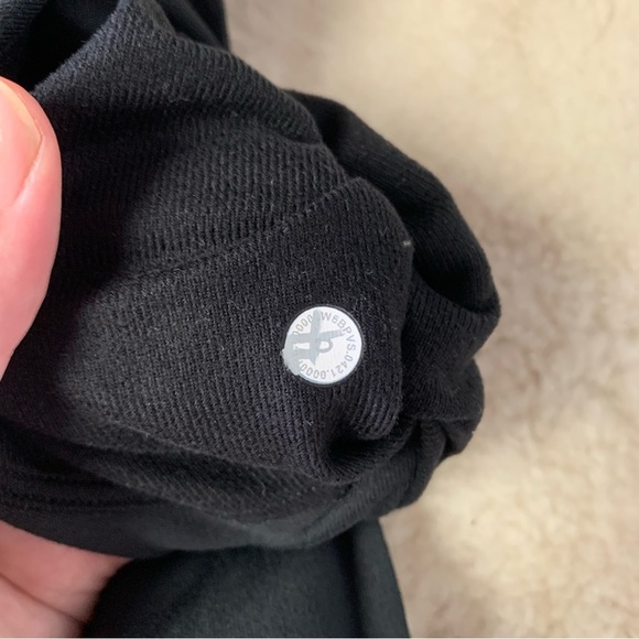 Lululemon Ready to Rulu High-Rise Cropped Jogger Black - Picture 4 of 11